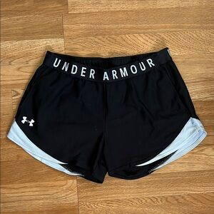 Under Armour Woman’s Black & White Athletic Shorts